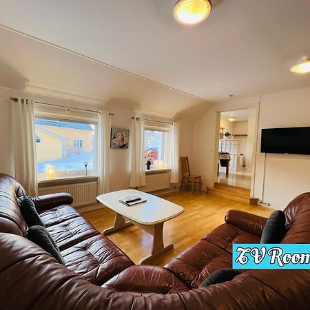 Kiruna Accommodation Gustaf Wikmansgatan 6B Villa For 9 Person Exterior photo